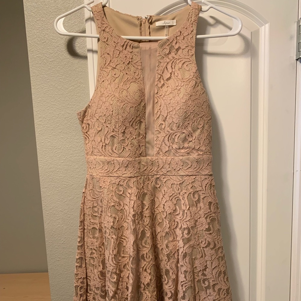 Women’s Small, Tan Lace Short Dress